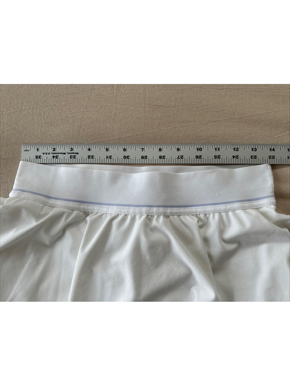Lululemon SIZE 8 Court Rival White High Rise Tennis Skirt with Shorts Lining - Picture 3 of 9